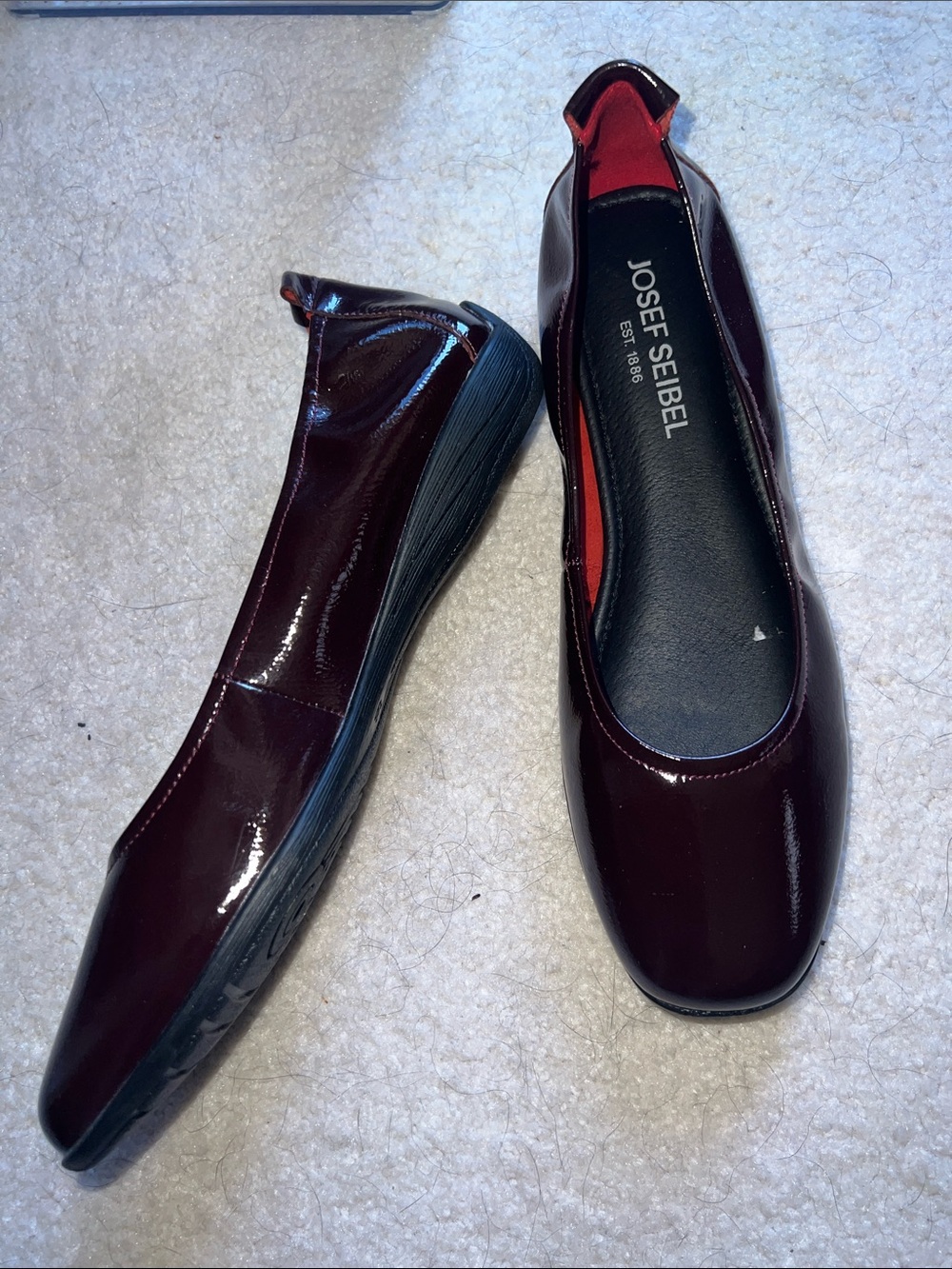 Josef Seibel Fenja 01 Women's Deep Burgundy Patent Leather Ballet Flats 39 NEW